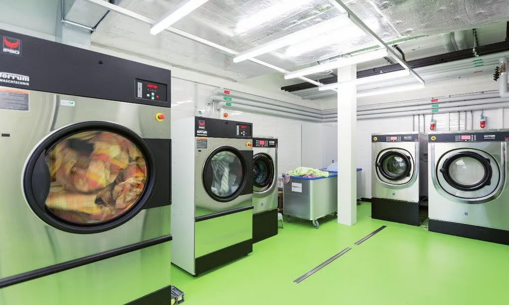 L'Impact de la Qualité de l'Équipement sur la Qualité du Service en Pressing